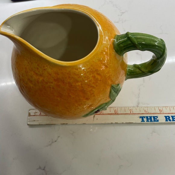 Vintage Orange shaped ceramic pitcher with ladybug - Picture 8 of 9